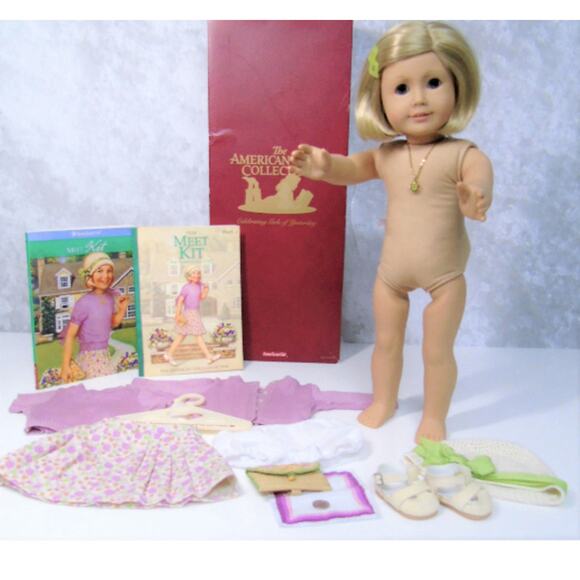 VTG American Girl 18" KIT DOLL + Meet Outfit Accessories Necklace Coin Hat Box - Picture 5 of 14
